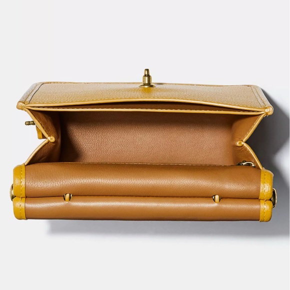 Coach Willis Top Handle 18 - Picture 8 of 9